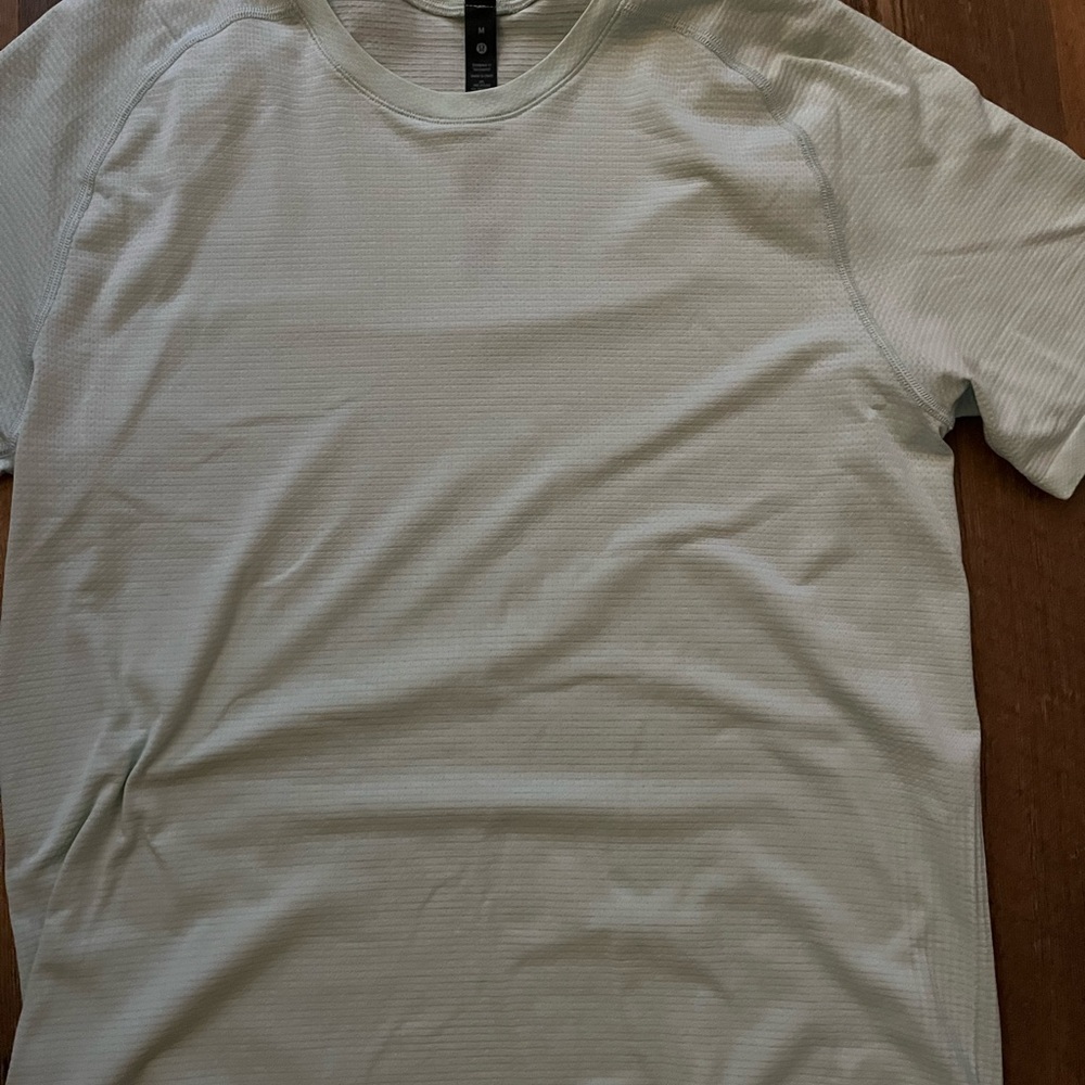 lululemon - Picture 2 of 2